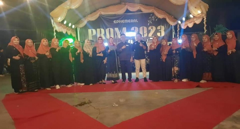 Penamatan Siswa Kelas XII SMKN 2 LImboto tahun 2023 dimeriahkan oleh Sedjiwa Band