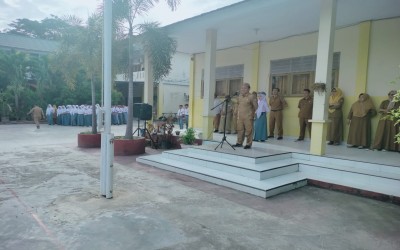 UPACARA PERTAMA KEPALA SEKOLAH BARU SMKN 2 LIMBOTO