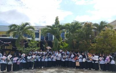 MEMPERINGATI HARI GURU NASIONAL (HGN) DENGAN TEMA” BERGERAK BERSAMA RAYAKAN MERDEKA BELAJAR” DI SMK NEGERI 2 LIMBOTO