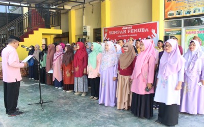 Pelaksanaan Apel pembacaan Ikrar Netralitas pegawai dalam pemilu 2024 di SMKN 2 Limboto