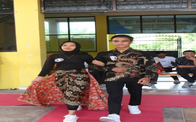 PERINGATAN HARI BATIK NASIONAL SEBAGAI WUJUD CINTA SMKN 2 LIMBOTO KEPADA BUDAYA BANGSA